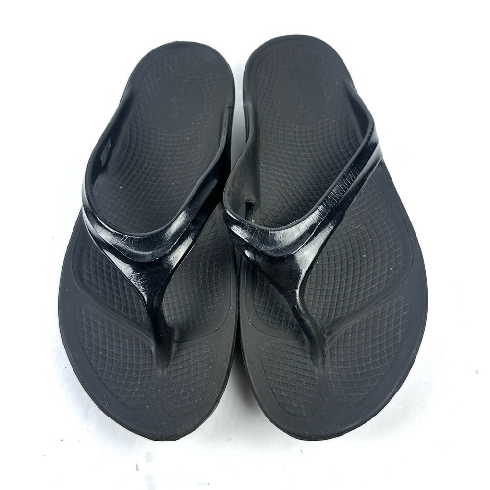 Oofos Oolala Thongs Womens 9 Slip On Comfort Recovery Shoes 40‎